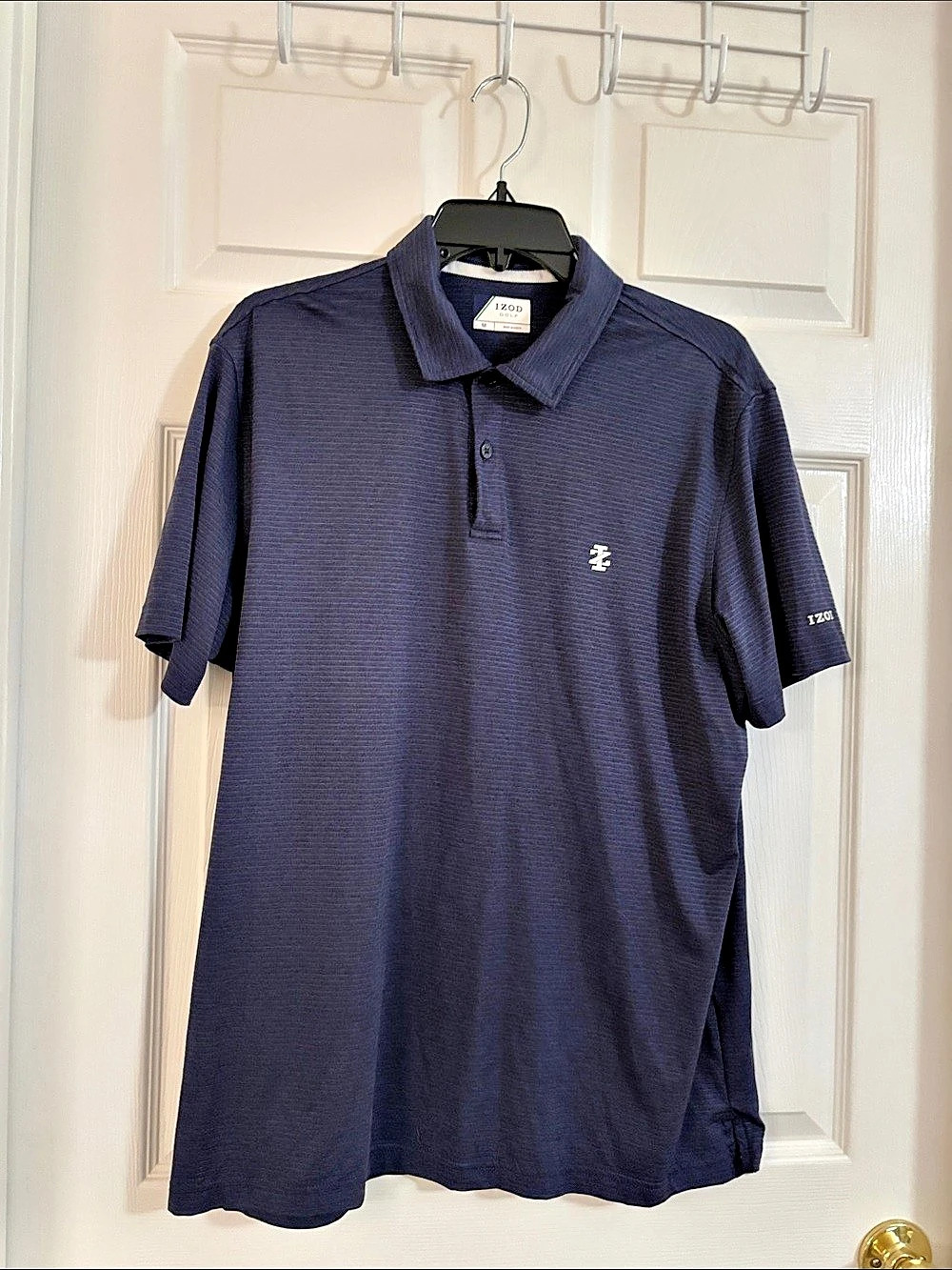 IZOD Golf Polo in Blue Size Medium Like New